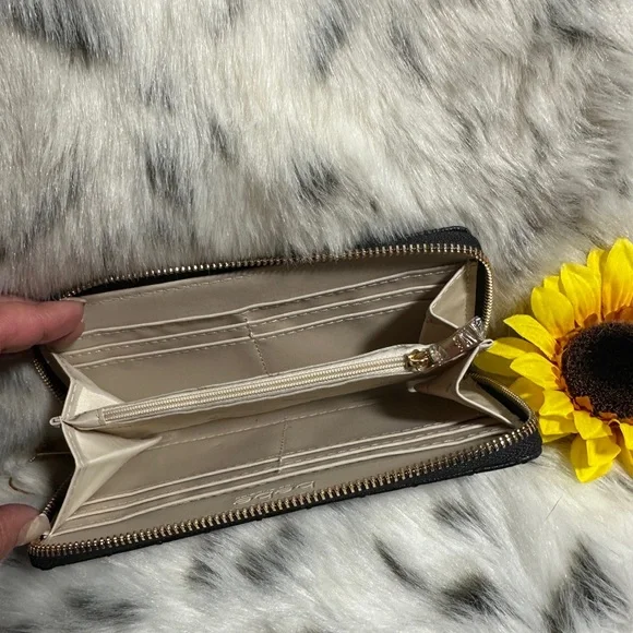 NWT Safiano Bebe Black Wallet - Picture 3 of 7